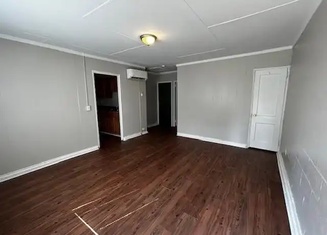 Property at 1213 Gatewood Ave, Greensboro, NC, 27405, 2 beds, 1 bath, [object Object]