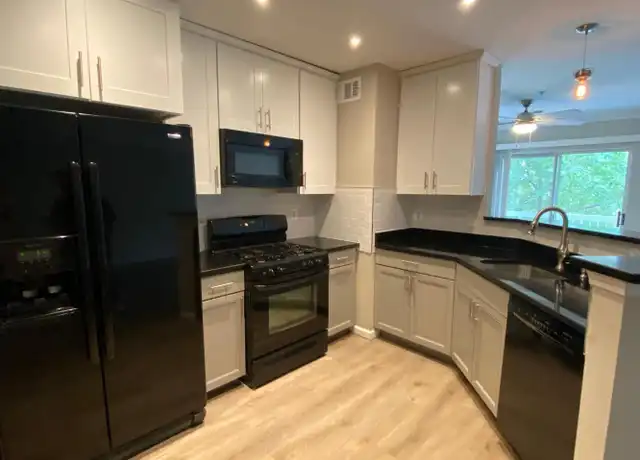 Property at 12834 Fair Briar Ln, Fairfax, VA, 22033, 2 beds, 2 baths, [object Object]