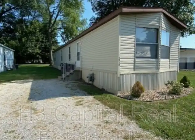 Property at 1918 Page Ave, Belleville, IL, 62221, 2 beds, 1 bath, [object Object]