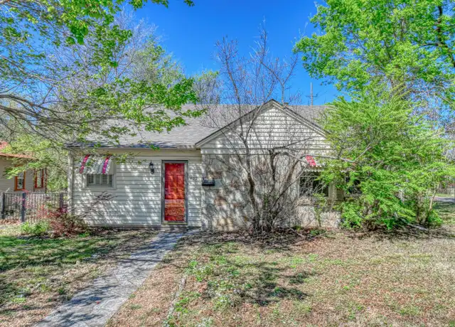 Property at 402 S Lahoma Ave, Norman, OK, 73069, 2 beds, 1 bath, [object Object]