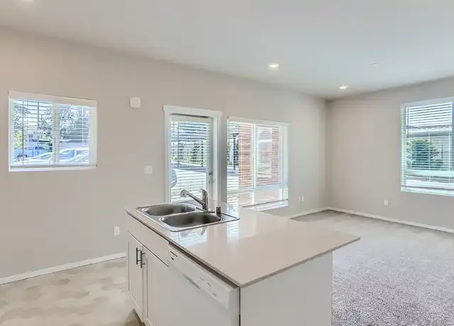 Property at The Lookout - 10111 9th Ave W, Everett, WA, 98204, 1-2 bed, 1-2.5 bath, [object Object]
