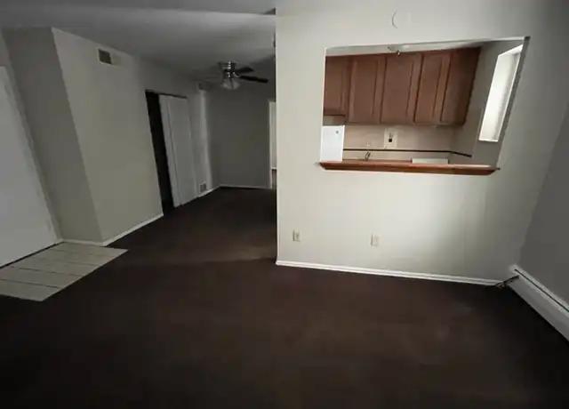 Property at 284 Moon Clinton Rd, Coraopolis, PA, 15108, 1 bed, 1 bath, [object Object]