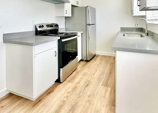 Photo of 892 Gallatin Dr, Santa Clara, CA 95051