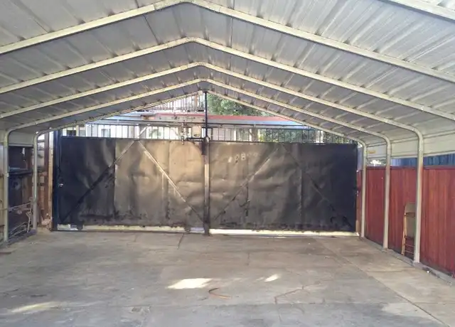 Property at 2117 E 21st St, Oakland, CA, 94606, 2 beds, 1 bath, [object Object]