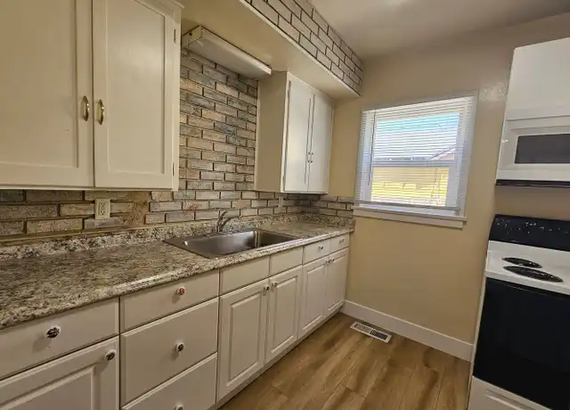 Property at 437 Wonder St, Reno, NV, 89502, 3 beds, 2 baths, [object Object]