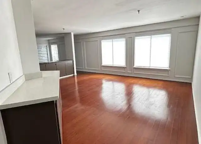 Property at 5321 N 10th St #202, McAllen, TX, 78504, 3 beds, 2 baths, [object Object]