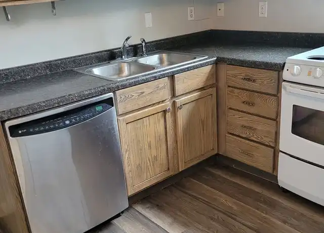 Property at 16576 County Road 3 Unit 7, Brainerd, MN, 56401, 2 beds, 1 bath, [object Object]