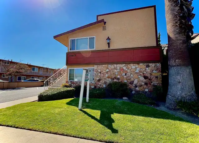 Property at 10615 La Reina Ave Unit 10615D, Downey, CA, 90241, 1 bed, 1 bath, [object Object]