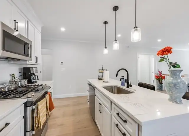 Property at 34 Perthshire Rd Unit 34, Boston, MA, 02135, 6 beds, 3 baths, [object Object]