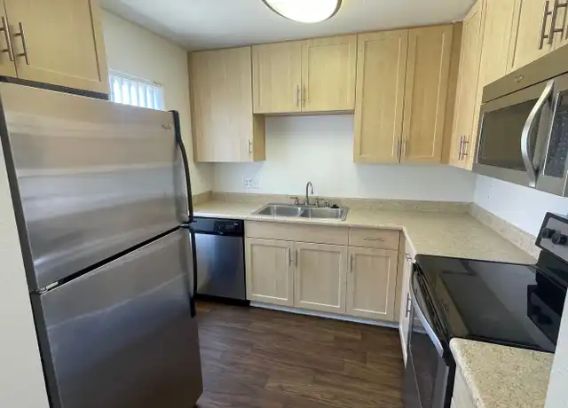 Property at 2855 Pinecreek Dr Unit D-401, Costa Mesa, CA, 92626, 2 beds, 2 baths, [object Object]