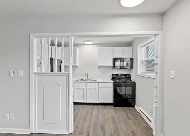 Property at Bondmore Apartments - 5960 E 42nd St, Indianapolis, IN, 46226, 2 beds, 1 bath, [object Object]