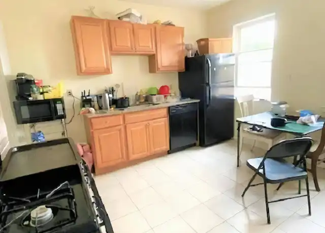 Property at 29 Ridgewood St Unit 3, Boston, MA, 02122, 4 beds, 1 bath, [object Object]