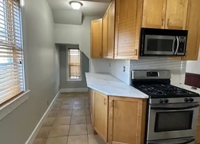 Property at 46 Lawrence St Unit 1, Medford, MA, 02155, 3 beds, 1 bath, [object Object]
