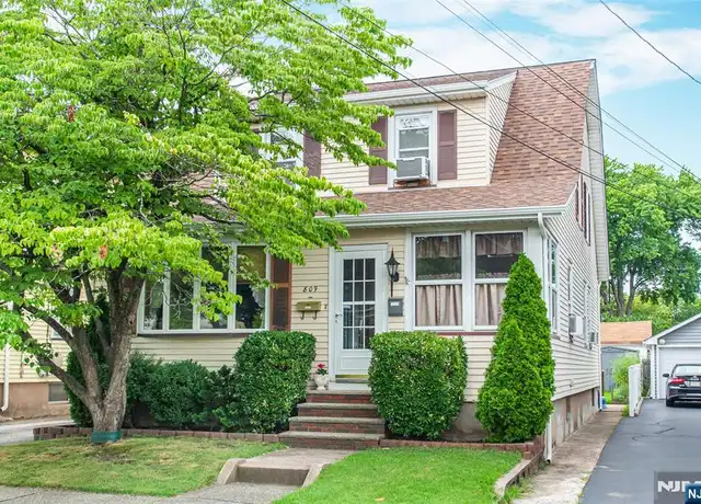 Property at 8-07 Fern St, Fair Lawn, NJ, 07410, 1 bed, 1 bath, [object Object]