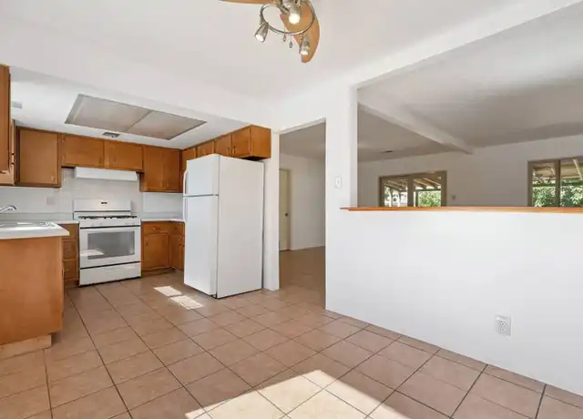Property at 2330 Calle Reina, Santa Fe, NM, 87507, 3 beds, 2 baths, [object Object]