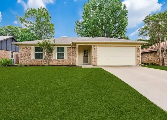 Property at 1750 Cimarron Trl, Grapevine, TX, 76051, 3 beds, 2 baths, [object Object]