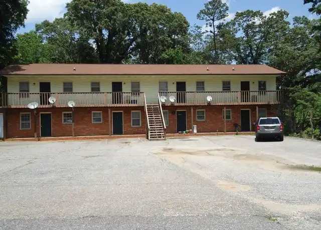 Property at 829 10th Ave NE Unit 03, Hickory, NC, 28601, 1 bed, 1 bath, [object Object]