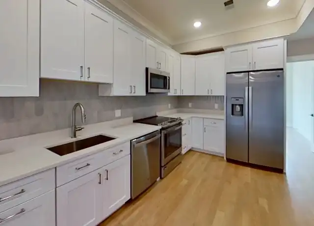 Property at 104-106 Warren St Unit 7, Boston, MA, 02135, 5 beds, 3 baths, [object Object]