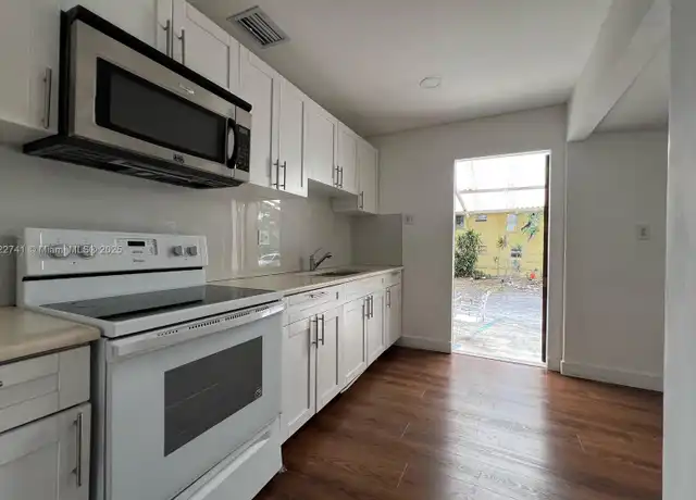 Property at 1334 SW 1st St Unit B, Miami, FL, 33135, 3 beds, 2 baths, [object Object]