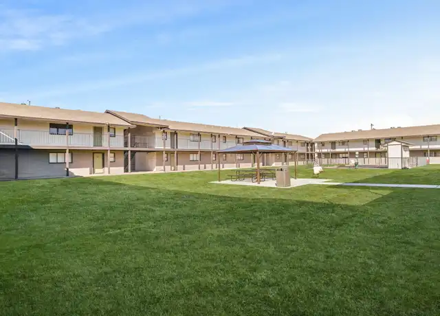 Property at 2325 N Meridian Ave, Oklahoma City, OK, 73107, 2 beds, 1 bath, [object Object]