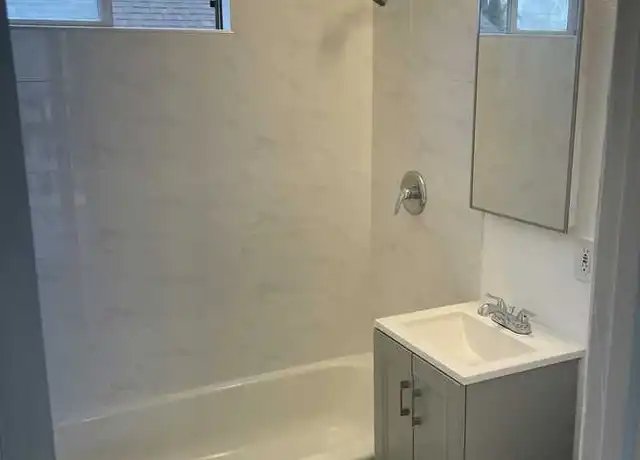 Property at 1124 W 38th St Unit 3, Los Angeles, CA, 90037, 2 beds, 1 bath, [object Object]