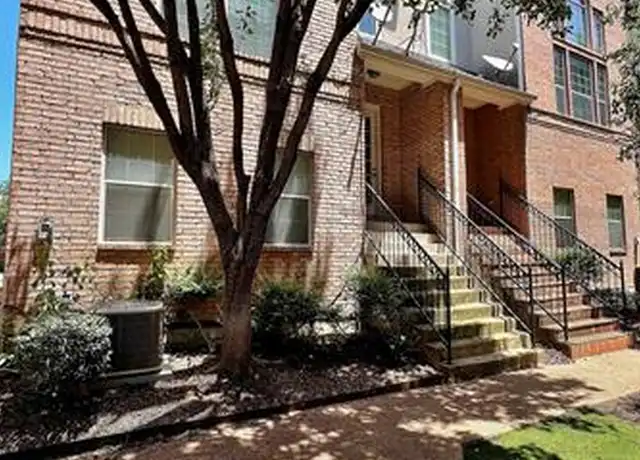 Property at 5808 La Vista Dr, Dallas, TX, 75206, 2 beds, 3 baths, [object Object]
