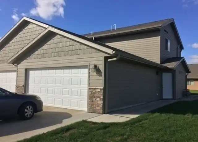Property at 281 Vernon Dr Unit 281-2, Harrisburg, SD, 57032, 3 beds, 2 baths, [object Object]