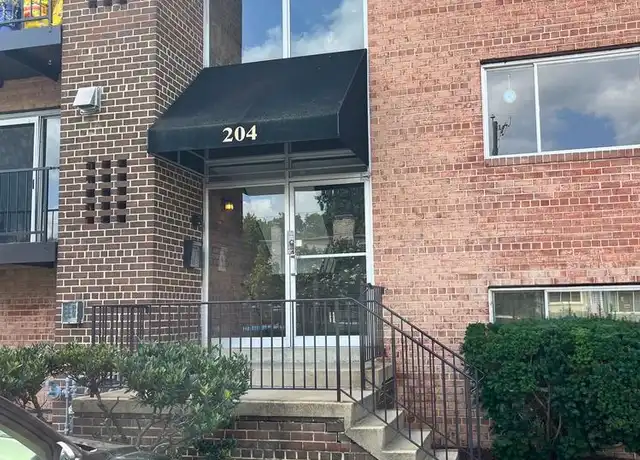 Property at 204 E Mason Ave Unit 201, Alexandria, VA, 22301, 2 beds, 1 bath, [object Object]