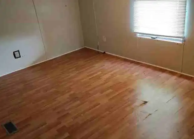 Property at 615 N Main St Unit 27, Mt Vernon, MO, 65712, 2 beds, 2 baths, [object Object]