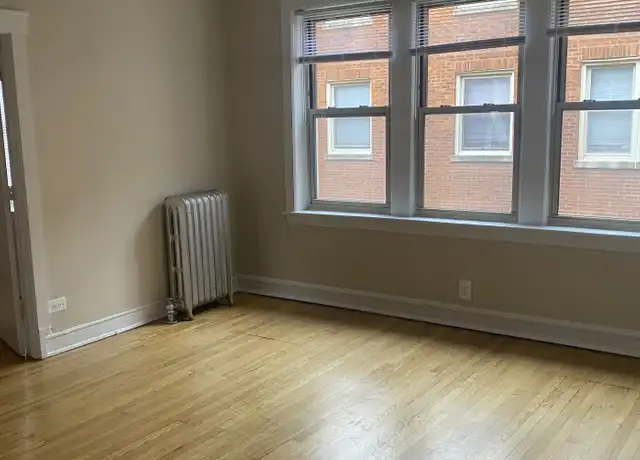 Property at 2346 W Touhy Ave Unit 1E, Chicago, IL, 60645, 2 beds, 1 bath, [object Object]