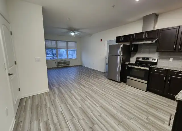 Property at 510 Hamilton St, Somerset, NJ, 08873, 2 beds, 2 baths, [object Object]