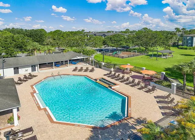 Photo of 921 Paddock Club Dr, Brandon, FL 33511