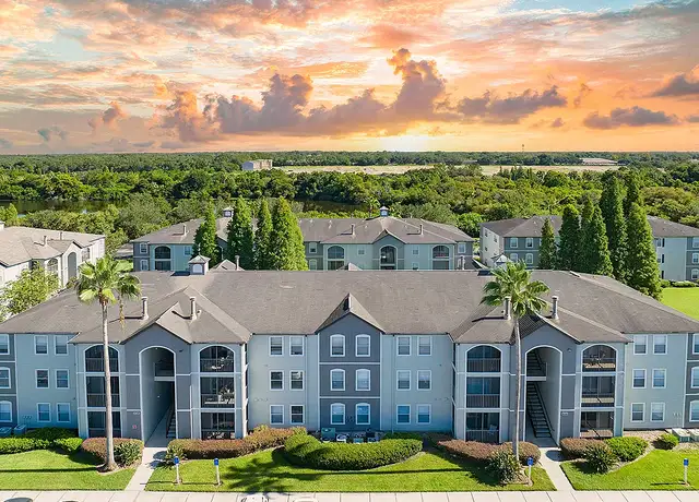 Photo of 921 Paddock Club Dr, Brandon, FL 33511