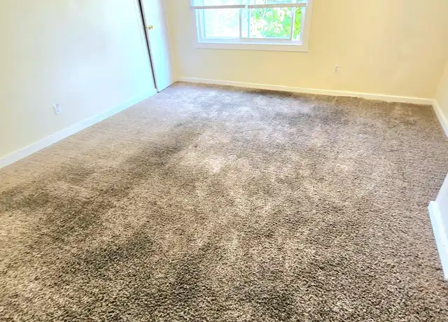 Property at 352 W 3rd St Unit 2, Erie, PA, 16507, 3 beds, 1 bath, [object Object]