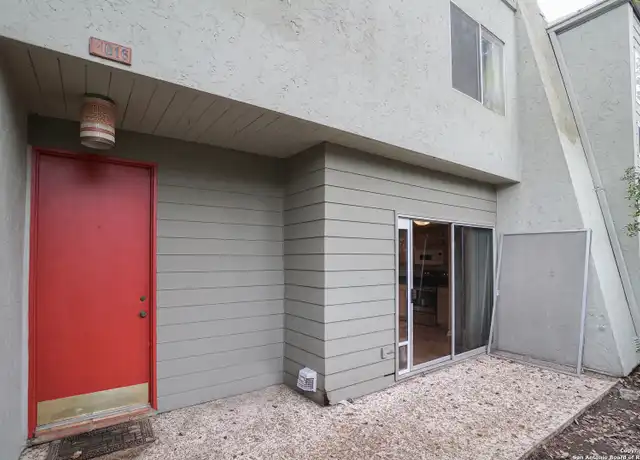 Property at 3102 Eisenhauer Rd, San Antonio, TX, 78209, 3 beds, 3.5 baths, [object Object]