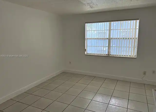 Property at 17255 SW 95th Ave #206, Palmetto Bay, FL, 33157, 2 beds, 1 bath, [object Object]