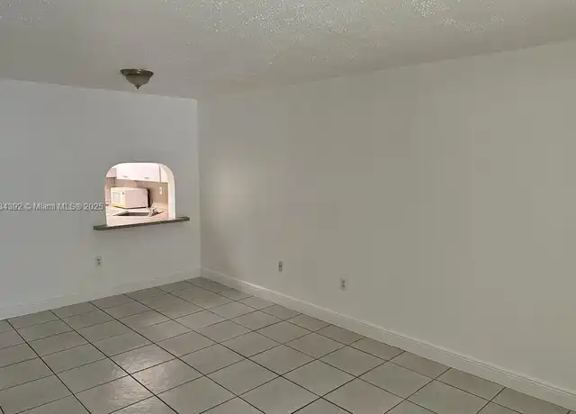 Property at 17255 SW 95th Ave #206, Palmetto Bay, FL, 33157, 2 beds, 1 bath, [object Object]