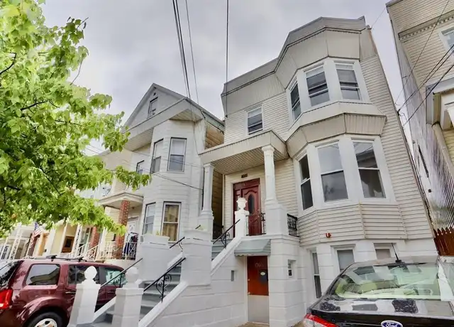 Property at 1708 Central Ave Unit 2, Union City, NJ, 07087, 3 beds, 1 bath, [object Object]
