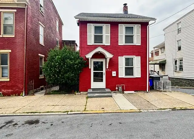 Property at 254 S 2nd St, Steelton, PA, 17113, 4 beds, 1.5 baths, [object Object]