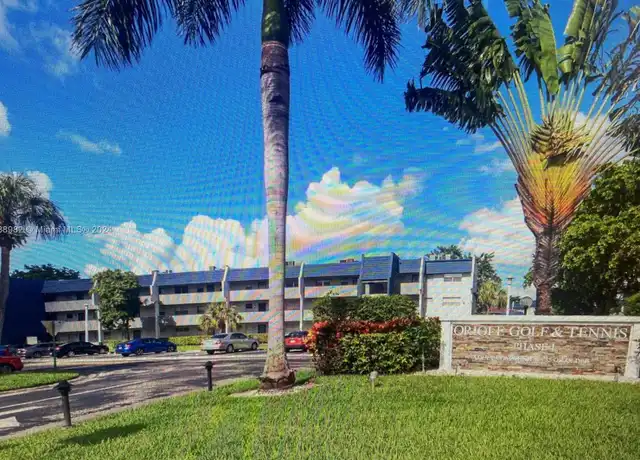 Property at 7897 Golf Circle Dr, Margate, FL, 33063, 1 bed, 2 baths, [object Object]