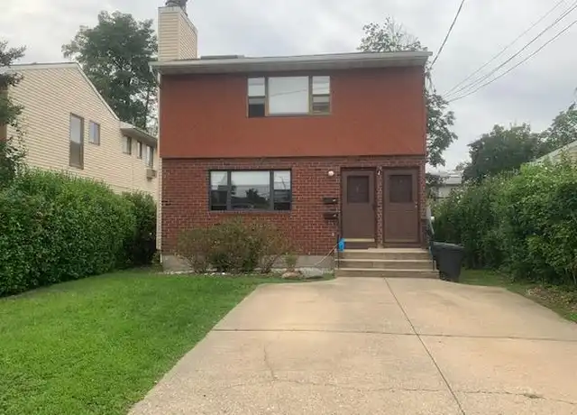 Property at 1 Mohegan Ave, Port Washington, NY, 11050, 3 beds, 2.5 baths, [object Object]