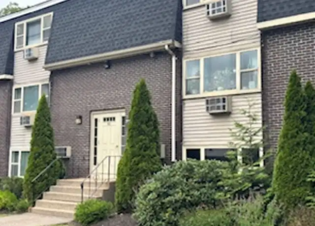 Property at 67 Elizabeth St Unit A8, Attleboro, MA, 02703, 2 beds, 1 bath, [object Object]