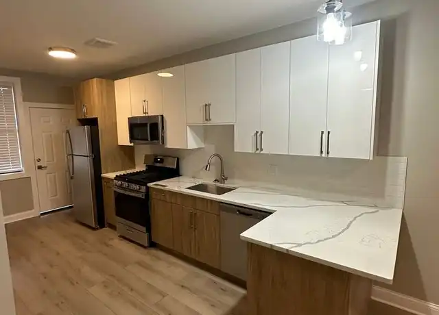 Property at 1310 W Howard St, Chicago, IL, 60626, 2 beds, 1 bath, [object Object]