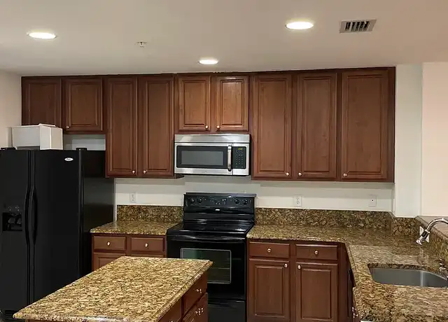 Property at Orchid grove - 250 SW 6th Pl, Pompano Beach, FL, 33060, 2-3 beds, 2.5-3 baths, [object Object]