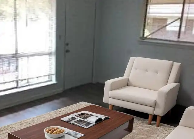 Property at 4704 Midland Pike, Chattanooga, TN, 37411, 2 beds, 1 bath, [object Object]