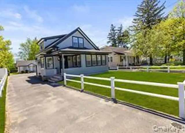 Property at 210 E Lakewood St Unit A, Patchogue, NY, 11772, 4 beds, 2 baths, [object Object]