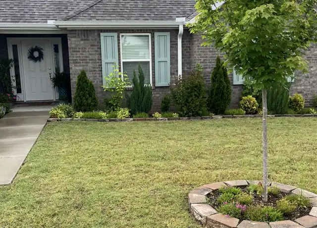 Property at 3068 E Coolridge St, Fayetteville, AR, 72701, 3 beds, 2 baths, [object Object]