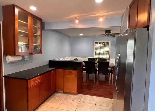 Property at 82 Shadow Ridge Rd, Stamford, CT, 06905, 3 beds, 1.5 baths, [object Object]