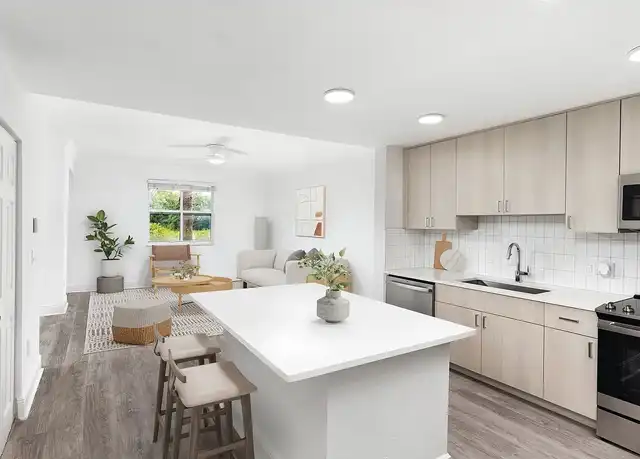 Property at City Center on 7th - 10170 SW 7th St, Pembroke Pines, FL, 33025, 1-3 bed, 1-2.5 bath, [object Object]