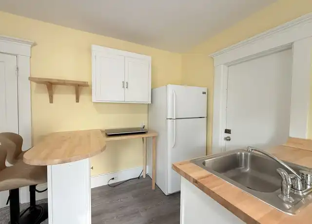 Property at 10 Spruce Ave Unit 2A, Claremont, NH, 03743, 0 beds, 1 bath, [object Object]